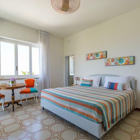 Villa Sorrento Flats エクステリア 写真