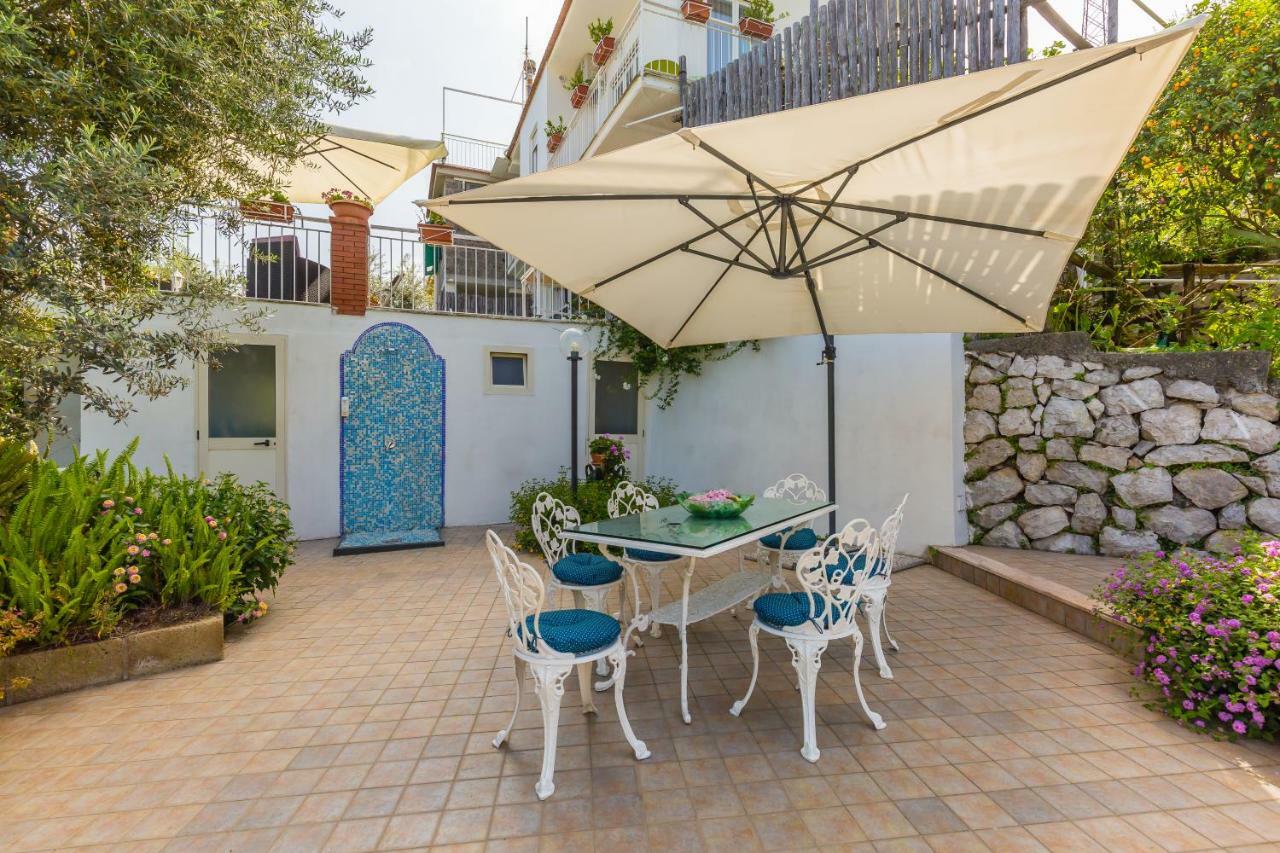 Villa Sorrento Flats エクステリア 写真