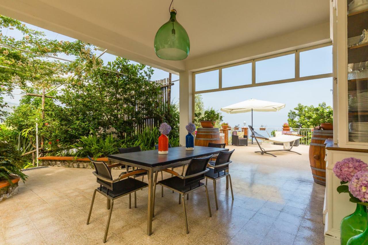 Villa Sorrento Flats エクステリア 写真