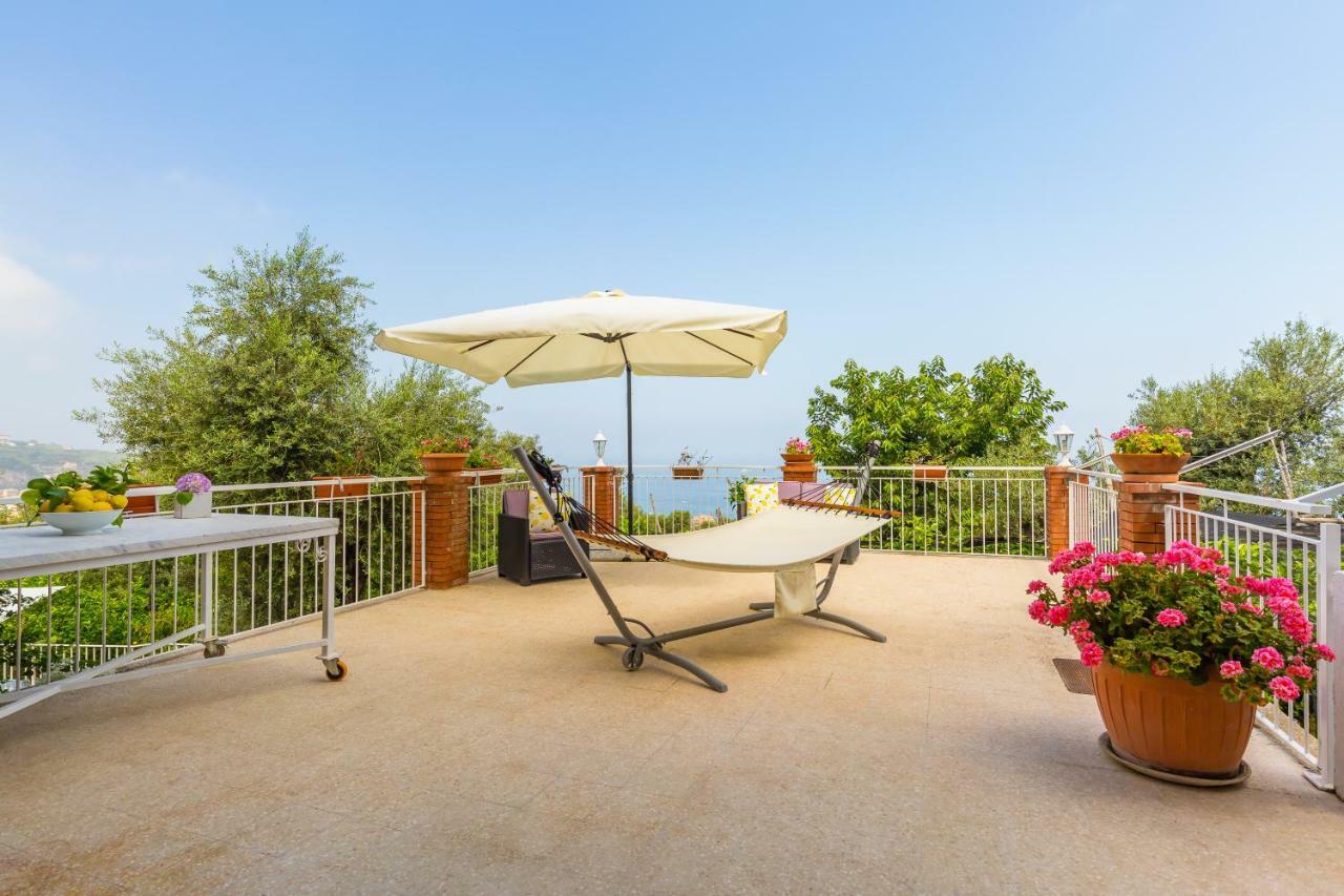 Villa Sorrento Flats エクステリア 写真