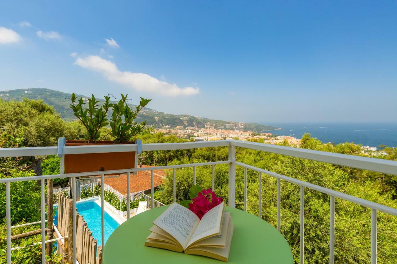 Villa Sorrento Flats エクステリア 写真
